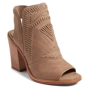 Vince Camuto Karinta Block Heel Bootie